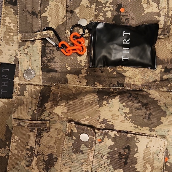 THRT Camouflage Cargo Pants with Orange Accent - Picture 5 of 9